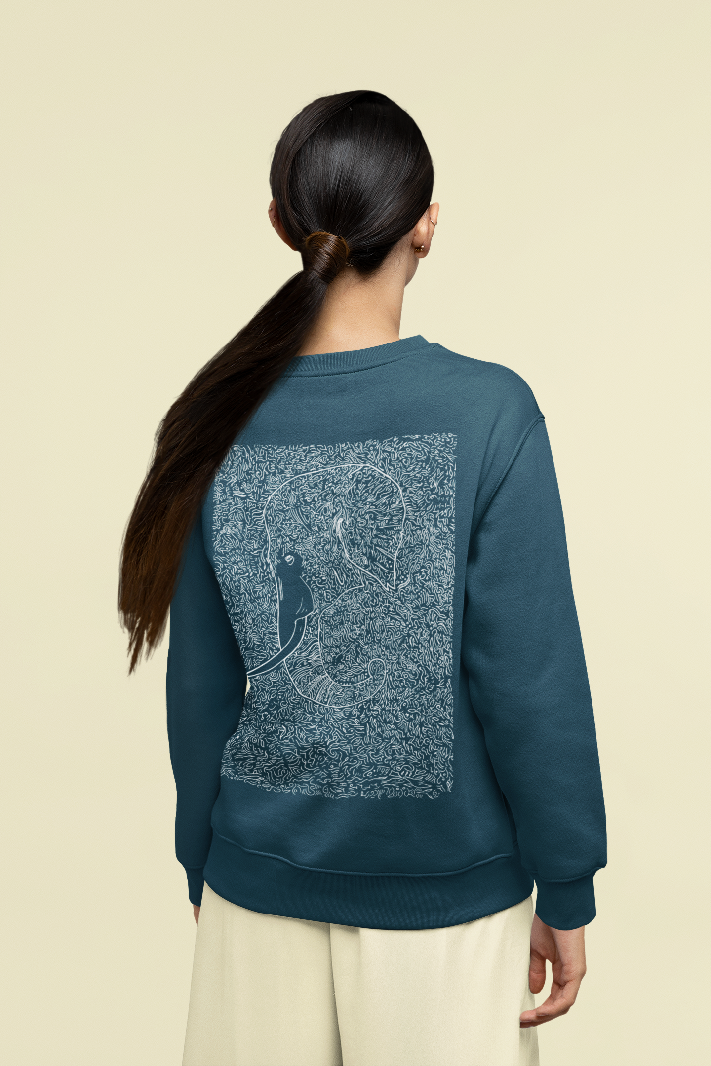 Wandering Giant: Women's Sweatshirt