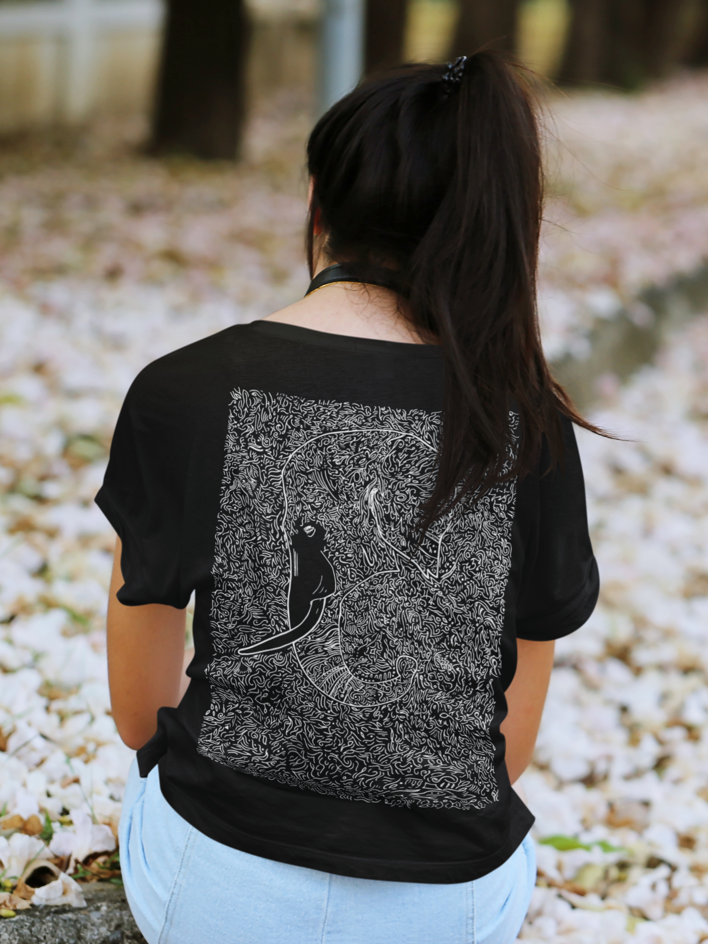 Wandering Giant: Women's T Shirt