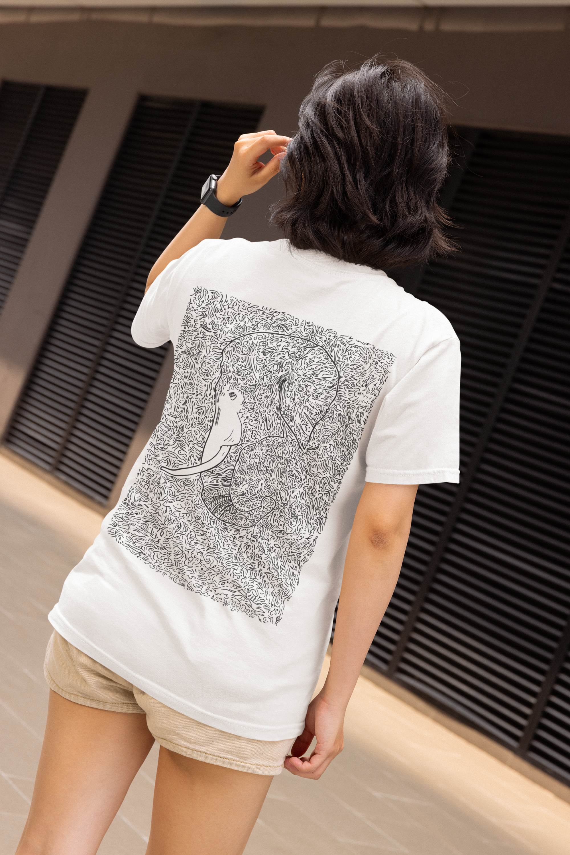 Wandering Giant. Women's White Tee